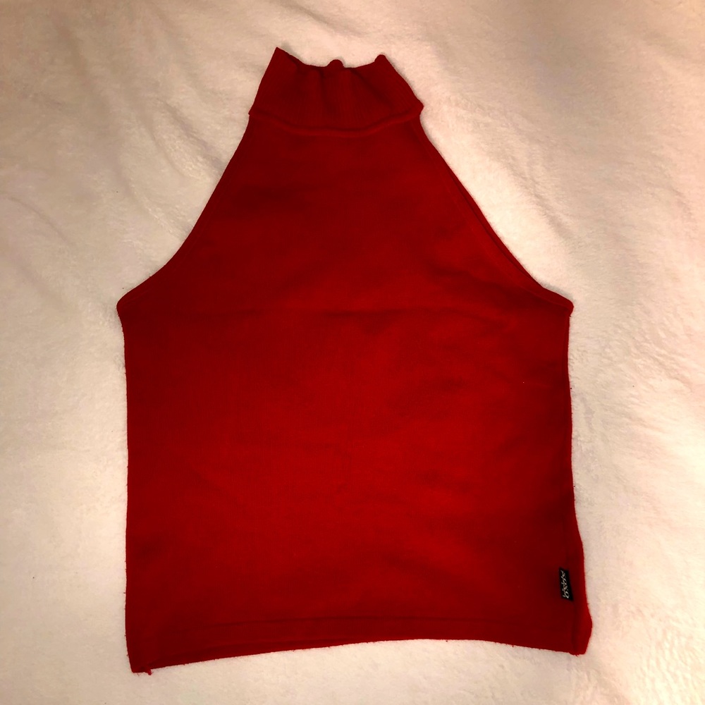 Vintage red turtle neck with cropped sleeves